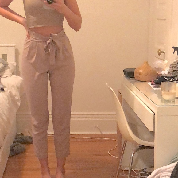 Blush Pink Paper Bag Pants - Picture 4 of 4